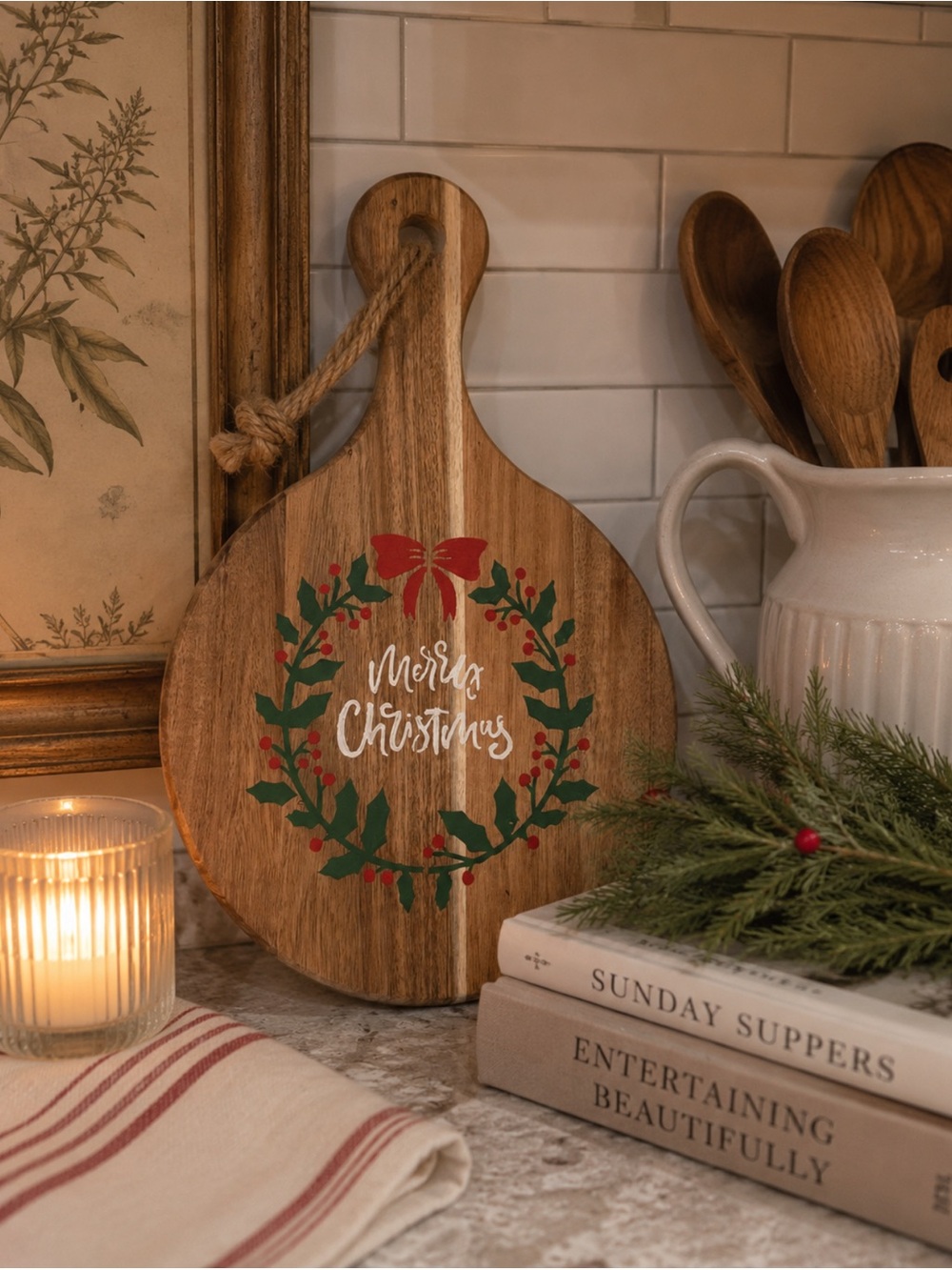 Wooden 'Merry Christmas' Round Paddle Board - Rustic Red & Green Holiday Décor